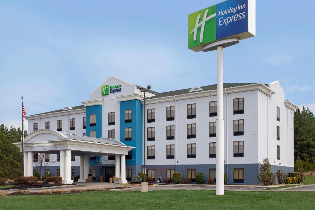 Holiday Inn Express Knoxville-Strawberry Plains an IHG Hotel Main image 1